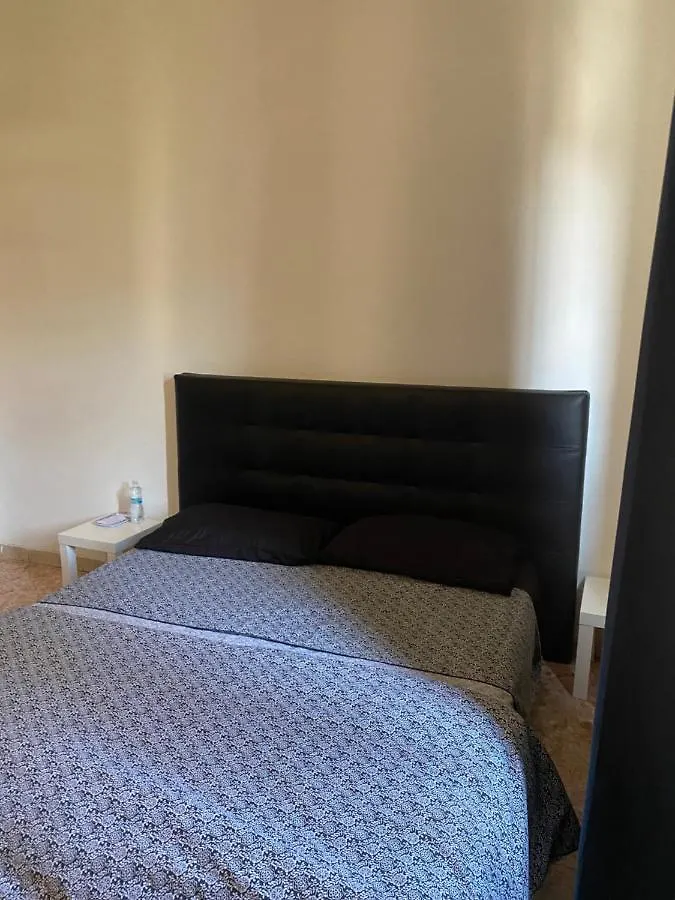 Hotel Live In Pisa - 250M Dalla Stazione Centrale Di Pisa Italia