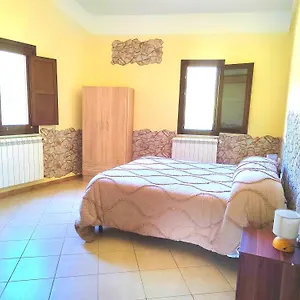 Villaggio Dei Balocchi 2*, Castelbuono (Sicily) Italia