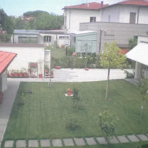 Bed & Breakfast A Due Passi Dal Centro, Pisa